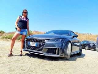 Sara Tommasi feet photo thumbnail