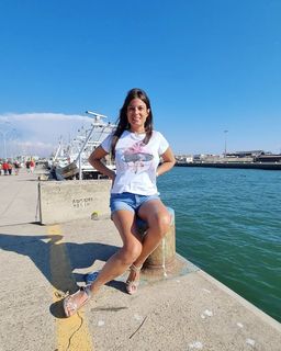 Sara Tommasi feet photo thumbnail