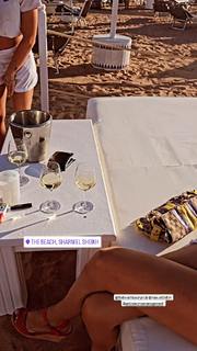 Sara Tommasi feet photo thumbnail