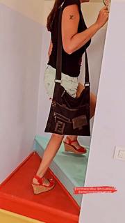 Sara Tommasi feet photo thumbnail