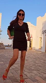 Sara Tommasi feet photo thumbnail