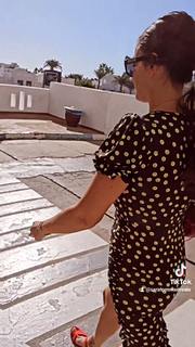 Sara Tommasi feet photo thumbnail
