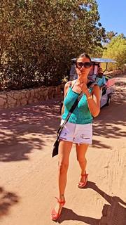 Sara Tommasi feet photo thumbnail