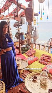 Sara Tommasi feet photo thumbnail