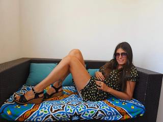 Sara Tommasi feet photo thumbnail