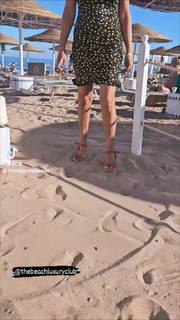 Sara Tommasi feet photo thumbnail