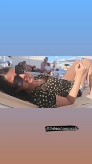 Sara Tommasi feet photo thumbnail