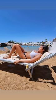 Sara Tommasi feet photo thumbnail