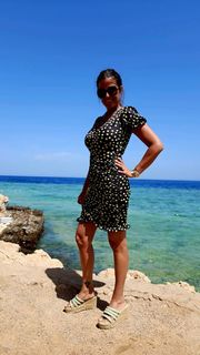 Sara Tommasi feet photo thumbnail