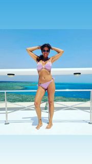 Sara Tommasi feet photo thumbnail