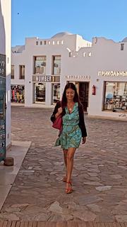 Sara Tommasi feet photo thumbnail