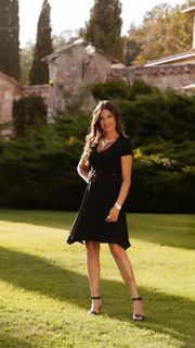 Sara Tommasi feet photo thumbnail