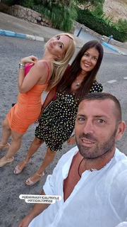 Sara Tommasi feet photo thumbnail