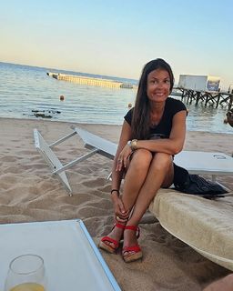 Sara Tommasi feet photo thumbnail