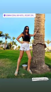 Sara Tommasi feet photo thumbnail