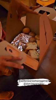 Sara Tommasi feet photo thumbnail