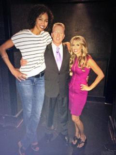 Sara Walsh feet photo thumbnail