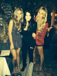 Sara Walsh feet photo thumbnail