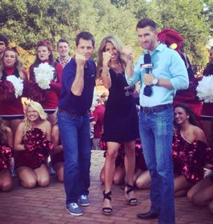 Sara Walsh feet photo thumbnail