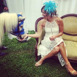 Sara Walsh feet photo thumbnail