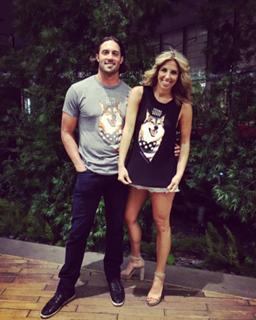 Sara Walsh feet photo thumbnail