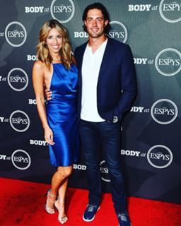 Sara Walsh feet photo thumbnail