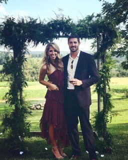 Sara Walsh feet photo thumbnail