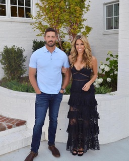 Sara Walsh feet photo thumbnail