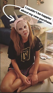 Sara Walsh feet photo thumbnail