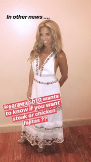 Sara Walsh feet photo thumbnail