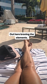 Sara Walsh feet photo thumbnail