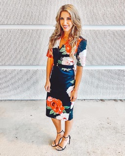 Sara Walsh feet photo thumbnail