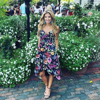 Sara Walsh feet photo thumbnail