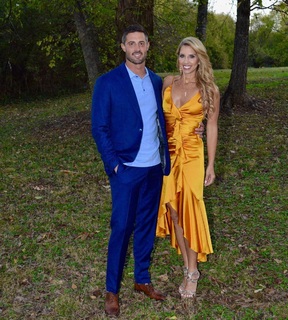 Sara Walsh feet photo thumbnail