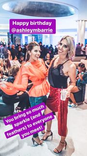 Sara Walsh feet photo thumbnail