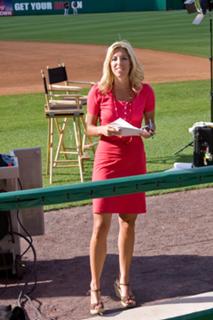 Sara Walsh feet photo thumbnail