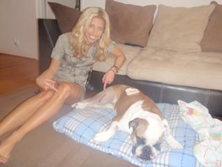 Sara Walsh feet photo thumbnail