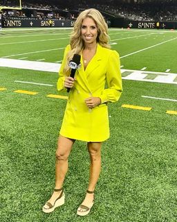 Sara Walsh feet photo thumbnail