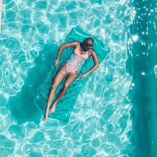 Sara Walsh feet photo thumbnail