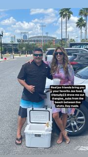 Sara Walsh feet photo thumbnail