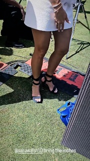 Sara Walsh feet photo thumbnail