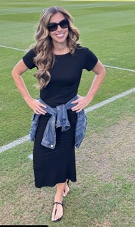 Sara Walsh feet photo thumbnail