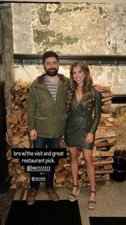 Sara Walsh feet photo thumbnail