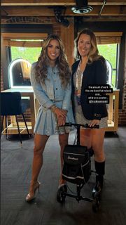 Sara Walsh feet photo 3