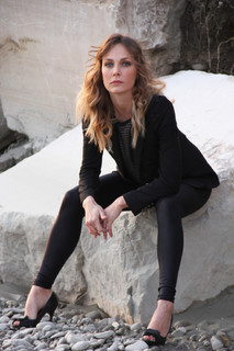 Sara Zanier feet photo 7