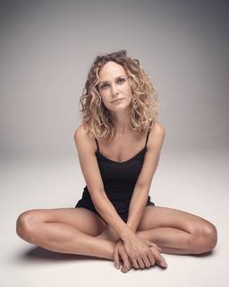 Sara Zanier feet photo 3