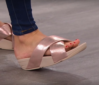 Sarah Anderson feet photo 12