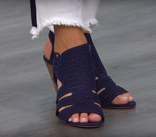 Sarah Anderson feet photo 8
