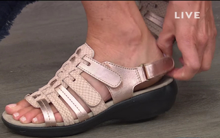 Sarah Anderson feet photo 17