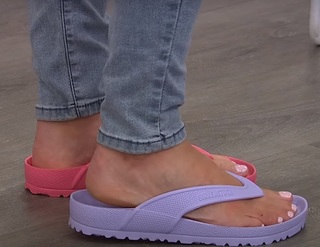 Sarah Anderson feet photo 8